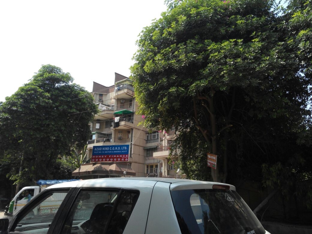3 bhk flat for sale in Azad Hind1